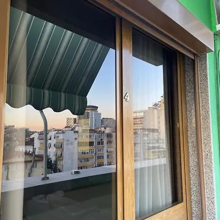 Wonderful Rooftop * 地拉那