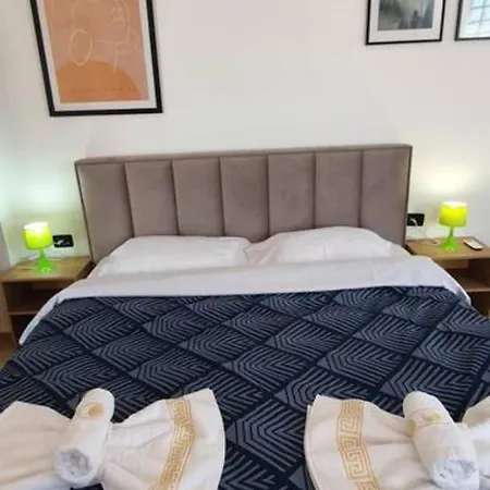 Wonderful Rooftop Pensión *