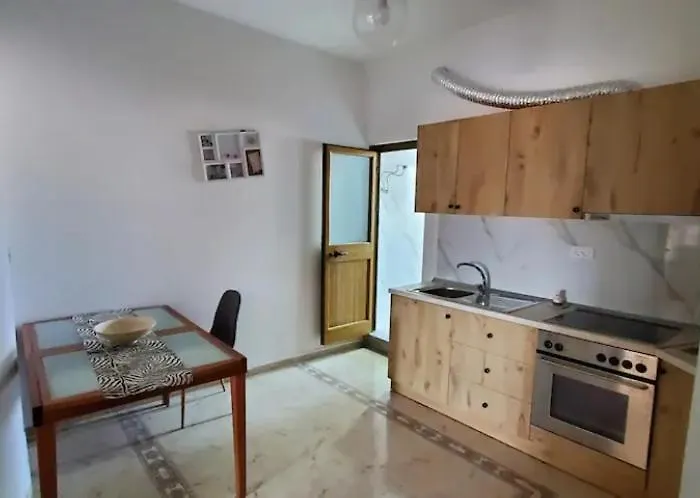 Wonderful Rooftop Тирана