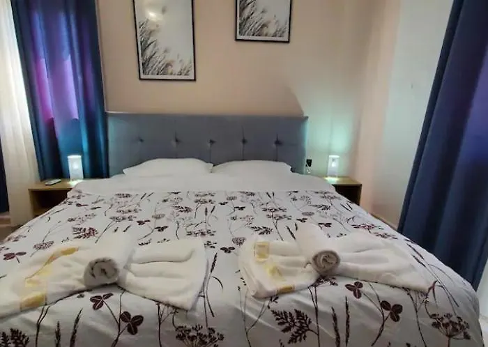 Wonderful Rooftop Тирана