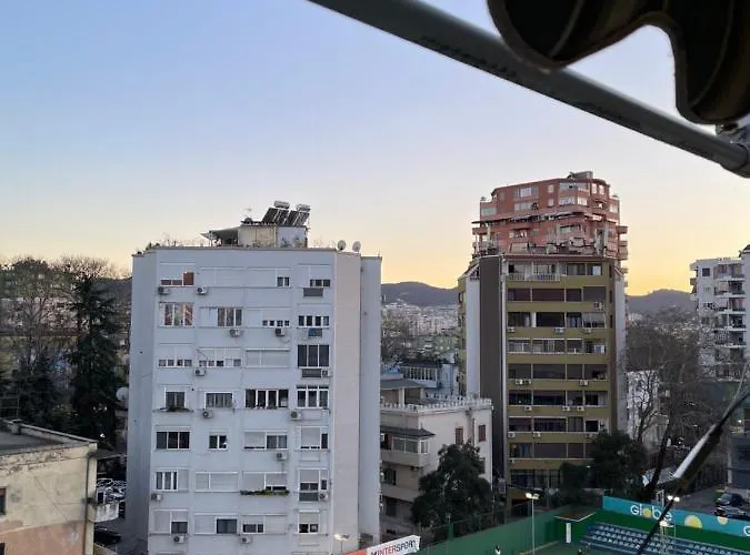 Wonderful Rooftop Гостевой дом Тирана